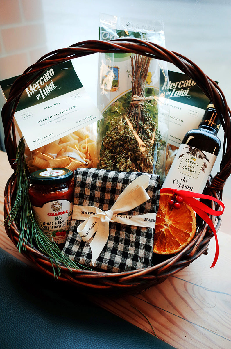Buon Gusto Holiday Basket